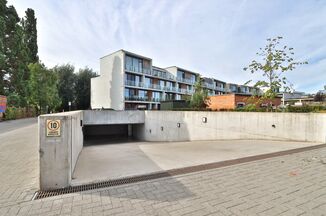Binnenstaanplaats te koop in Beveren-Kruibeke-Zwijndrecht