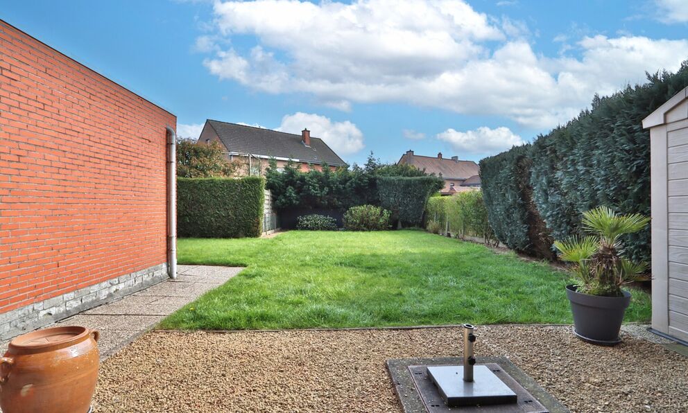 Appartementsgebouw te koop in Beveren