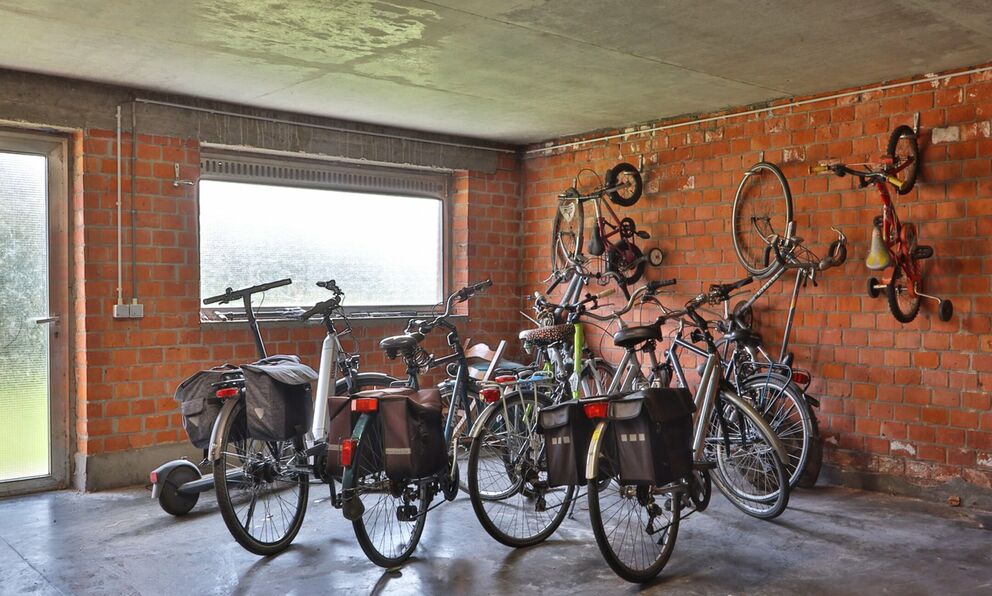 Appartementsgebouw te koop in Beveren