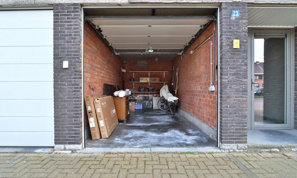 Appartementsgebouw te koop in Beveren