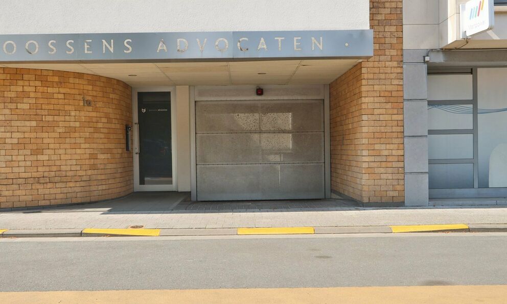 Binnenstaanplaats te koop in Beveren-Kruibeke-Zwijndrecht