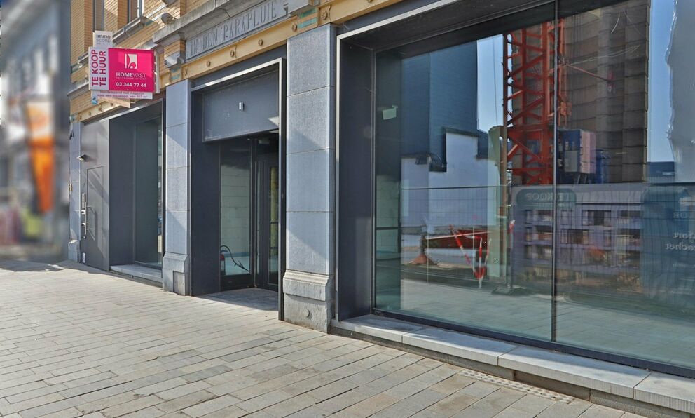 Commercieel gelijkvloers te koop in Beveren-Kruibeke-Zwijndrecht