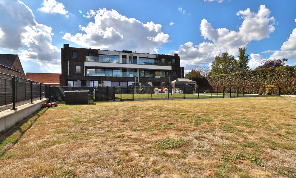 Dakappartement te koop in Vrasene