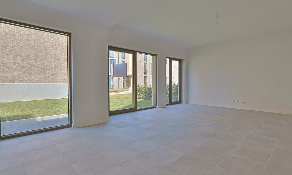 Gelijkvloerse verdieping te koop in Beveren