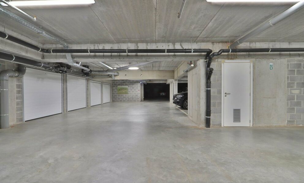 Gesloten garagebox te huur in Beveren-Waas