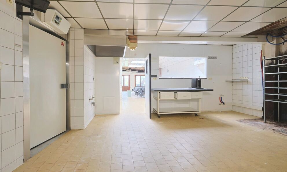 Individuele handelszaak te koop in Kruibeke